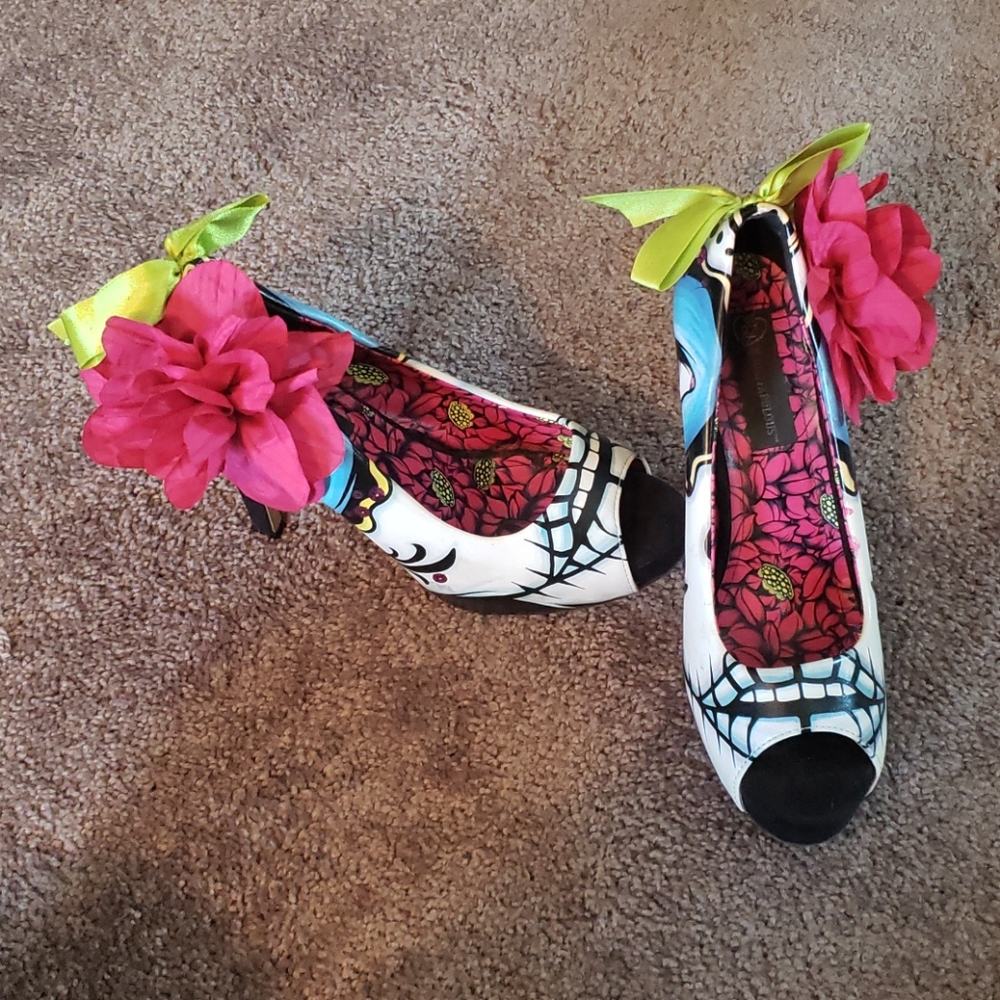 Just fabulous open toe heels